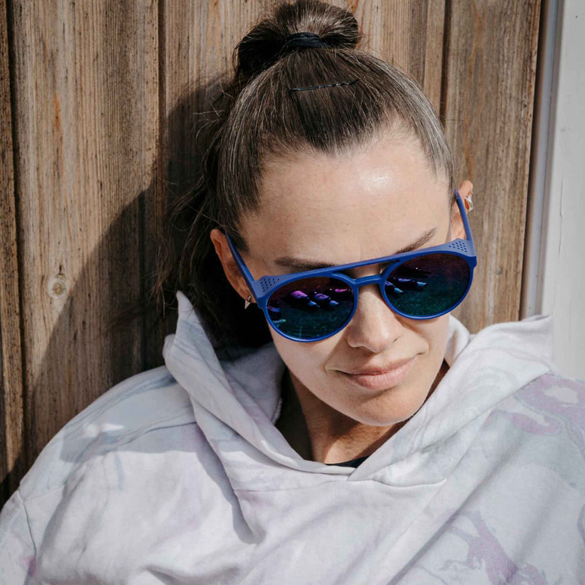Rickard | Navy / Rainbow Mirror