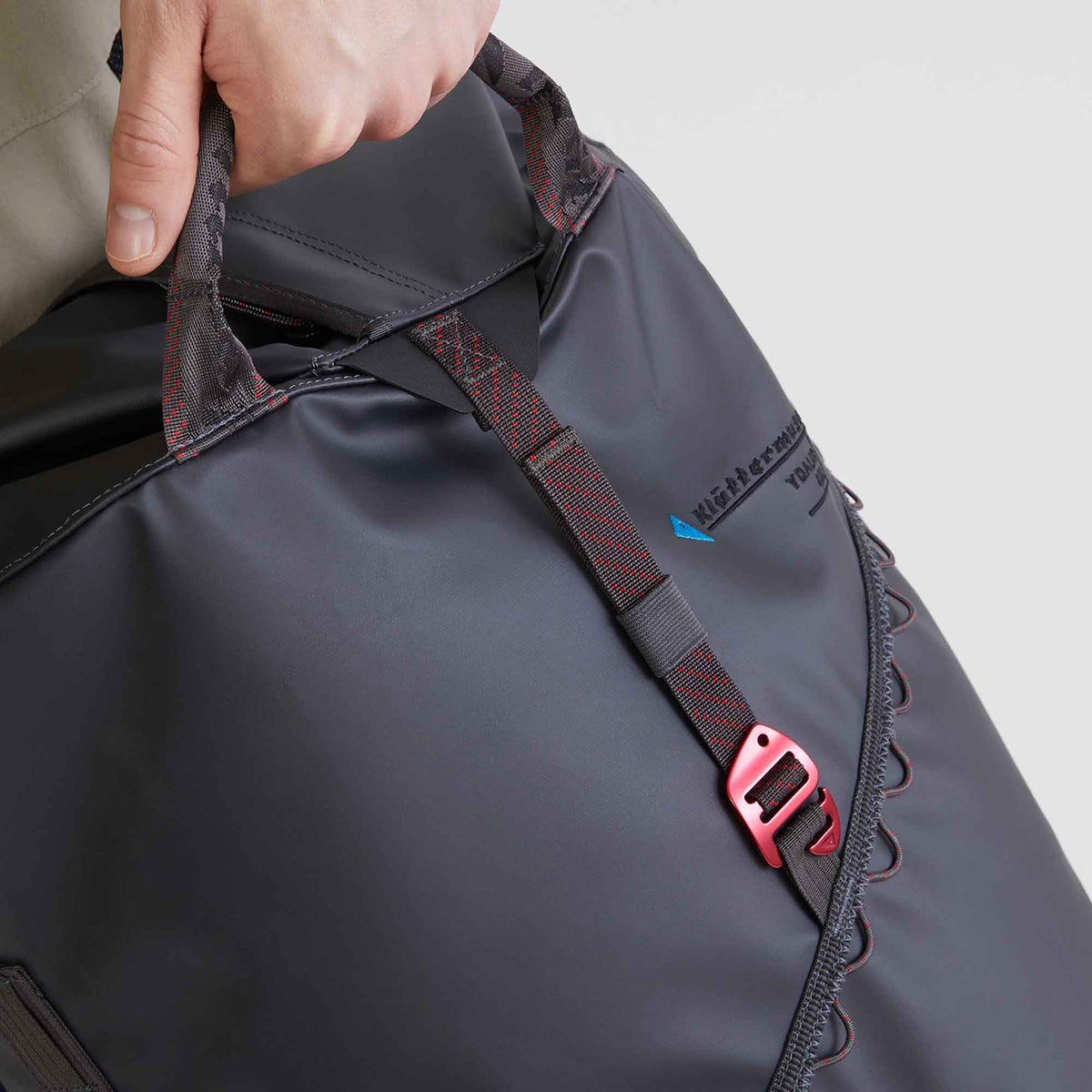 Ydalir Duffelbag 40L | Raven