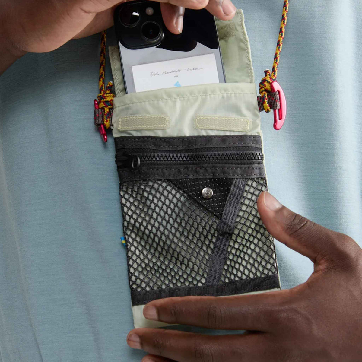 Algir Lanyard Pocket | Salmon