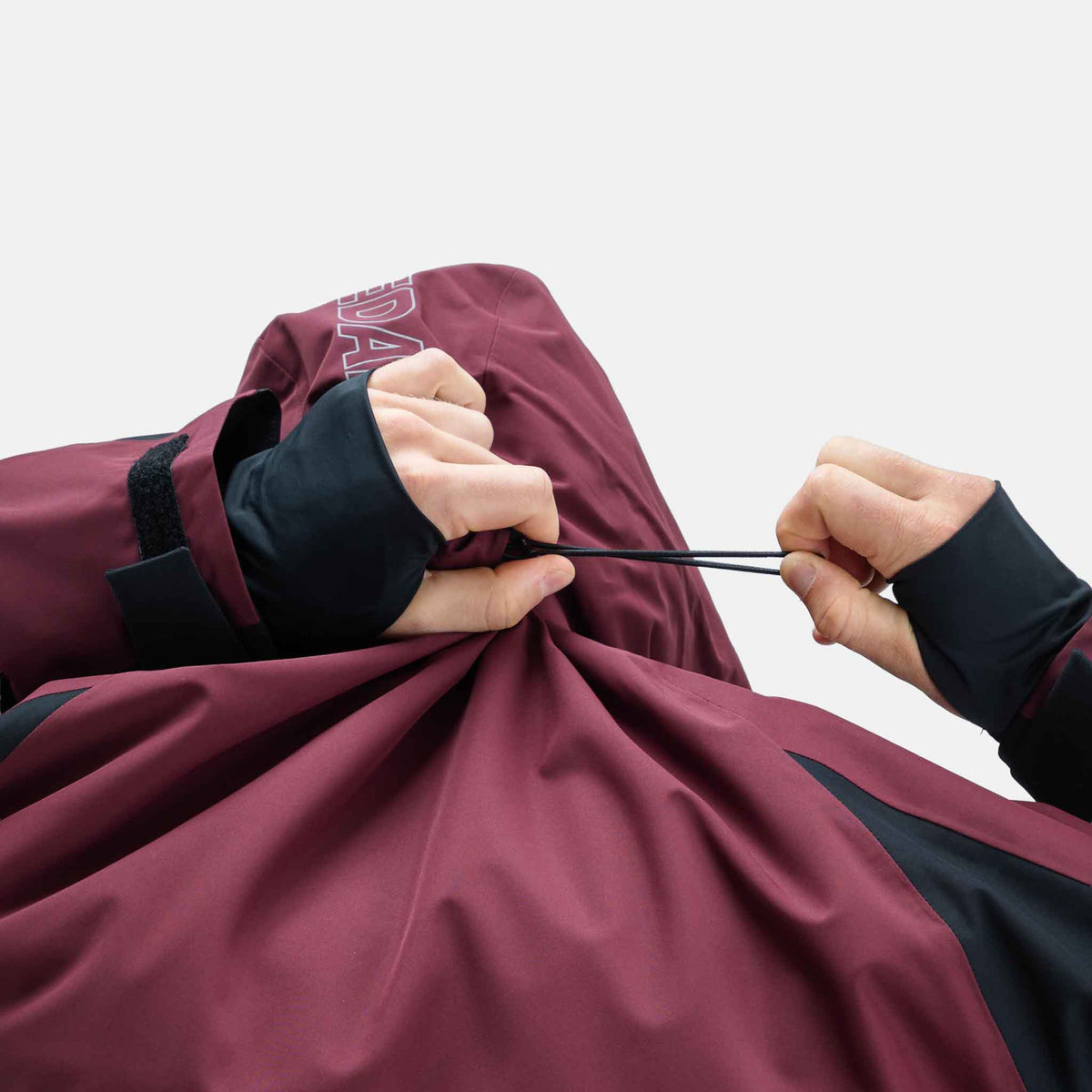 Nostalgia Jacket 2L | D.Red