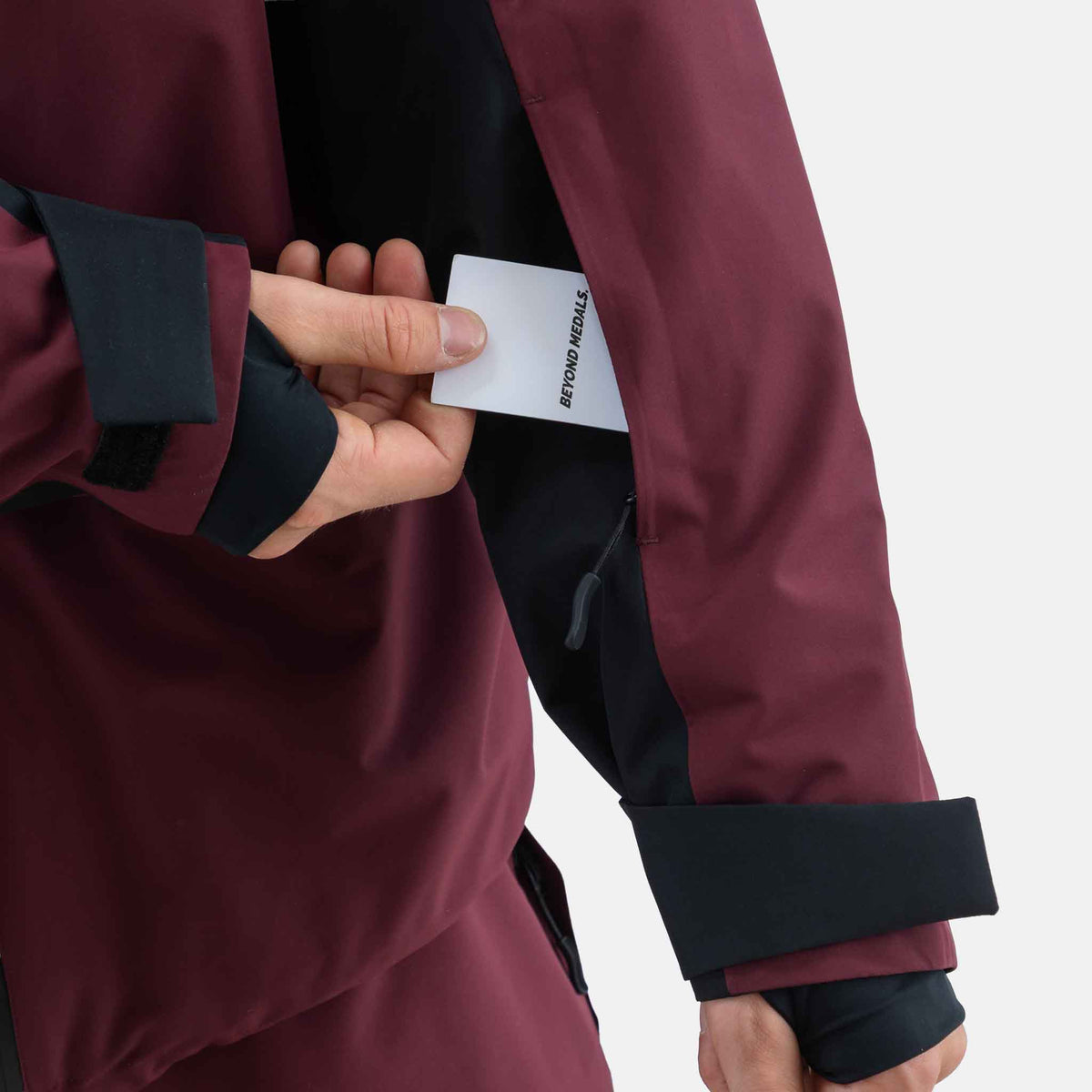 Nostalgia Jacket 2L | D.Red