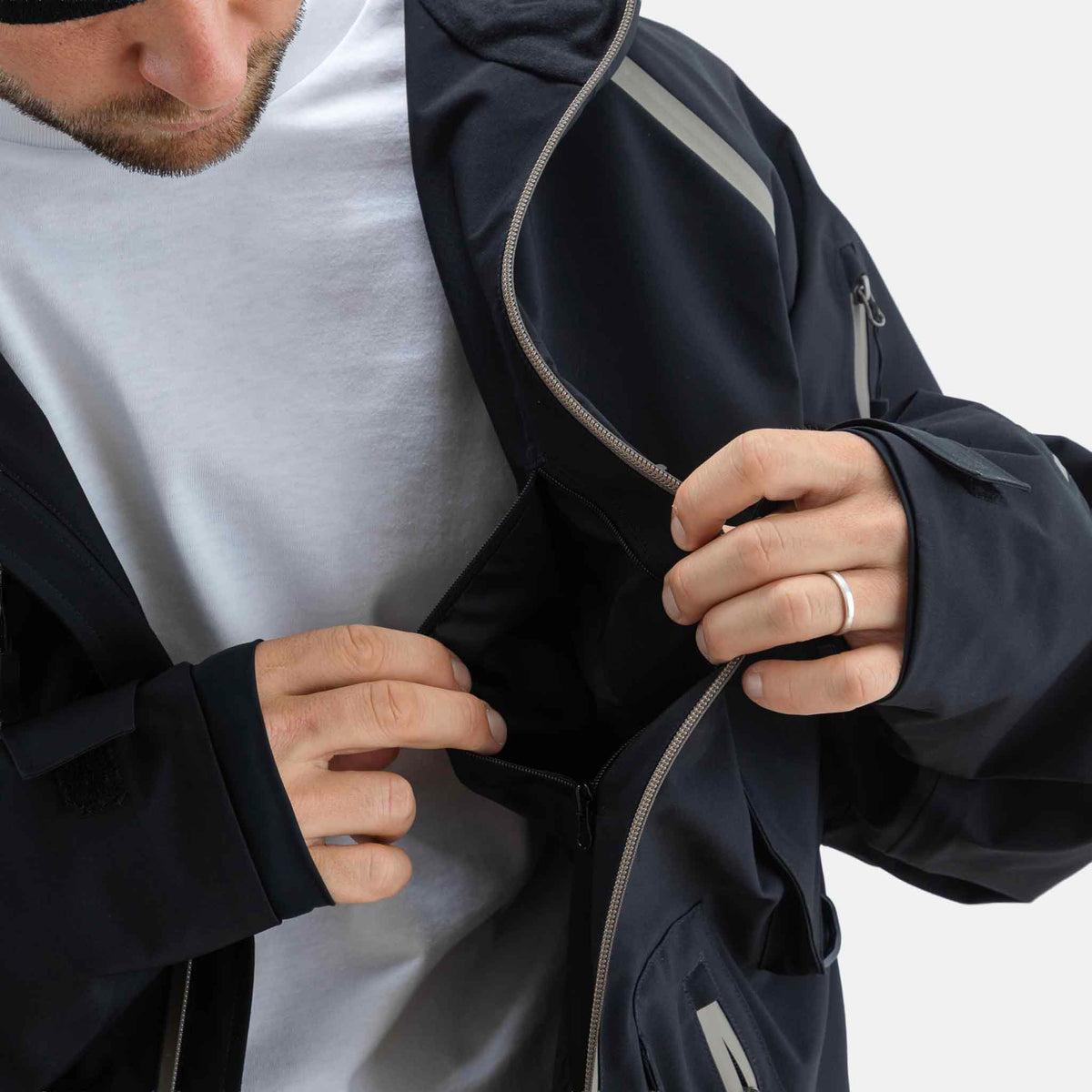 X jacket Taped 3L | Black