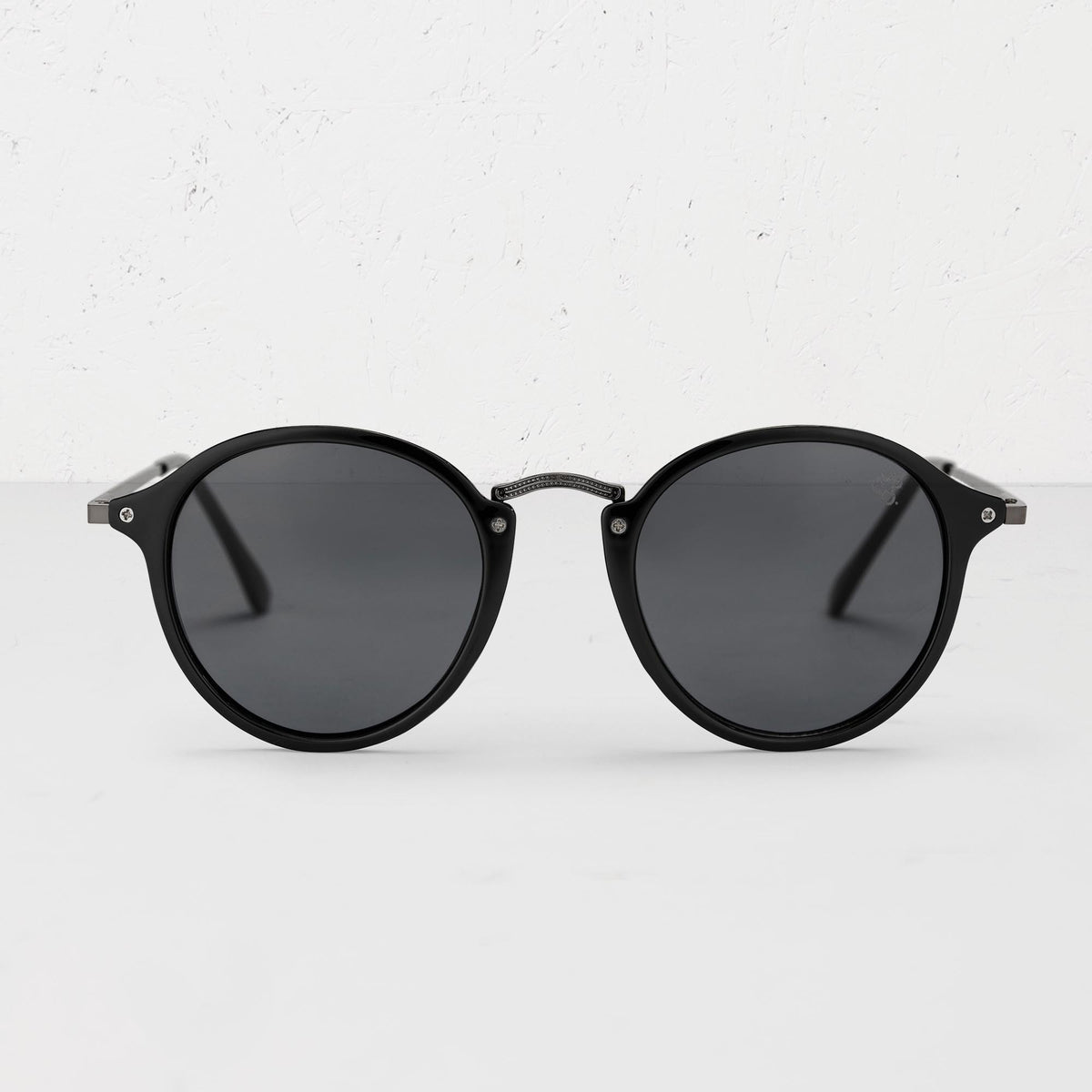 Club | Black / Black
