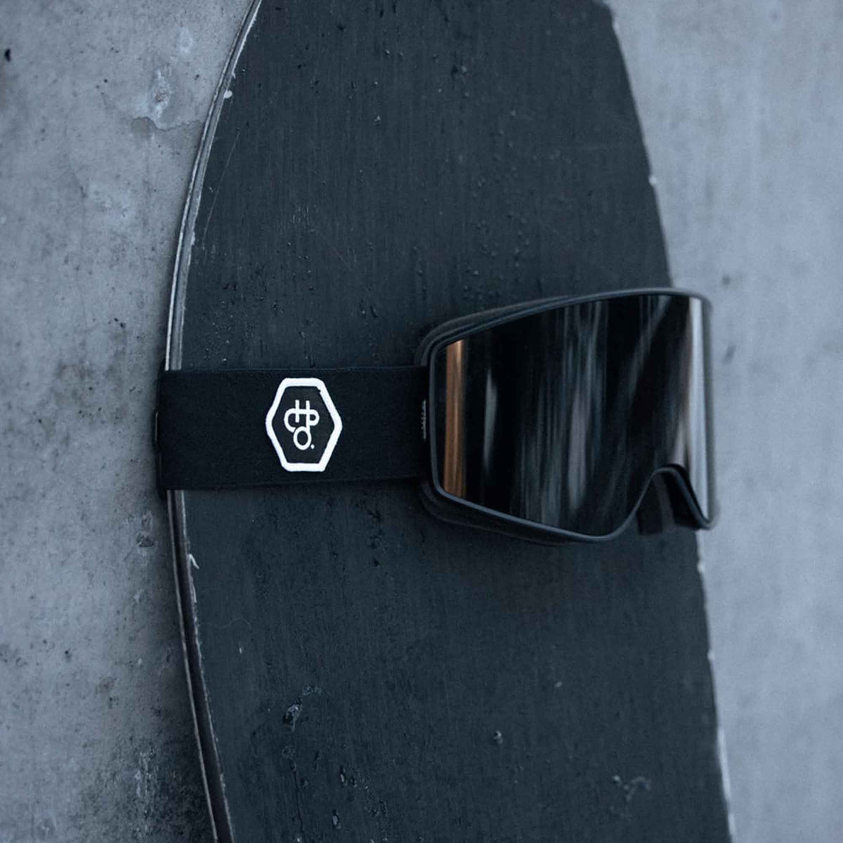 Method | Black / Black