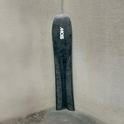 Moss Snowstick - Mahi | 153 - Demobräda
