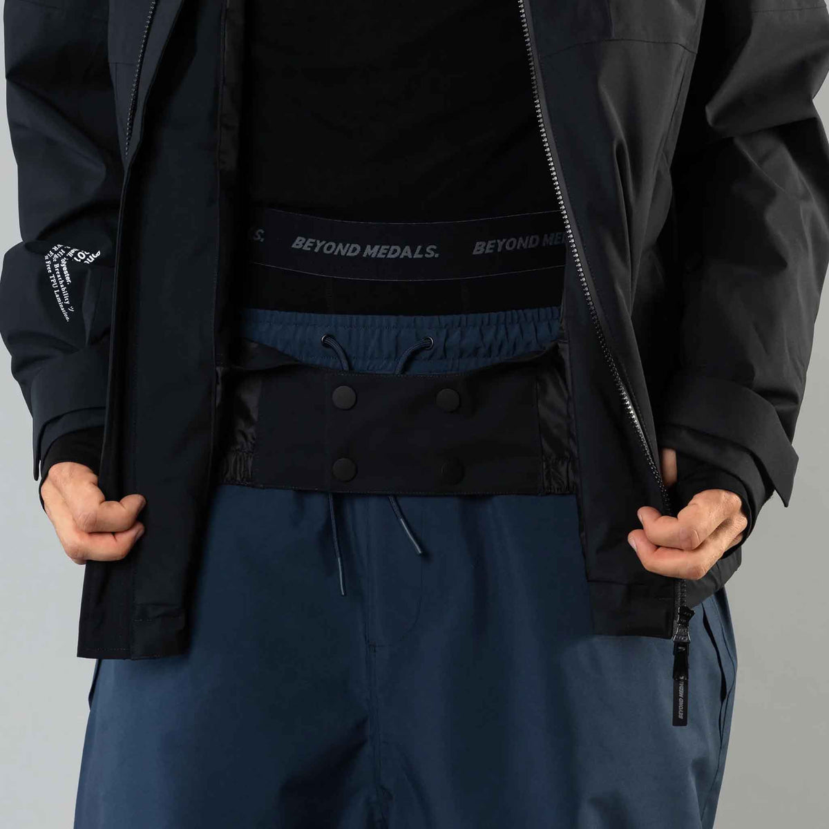 Fullzip Jacket 2L | Black