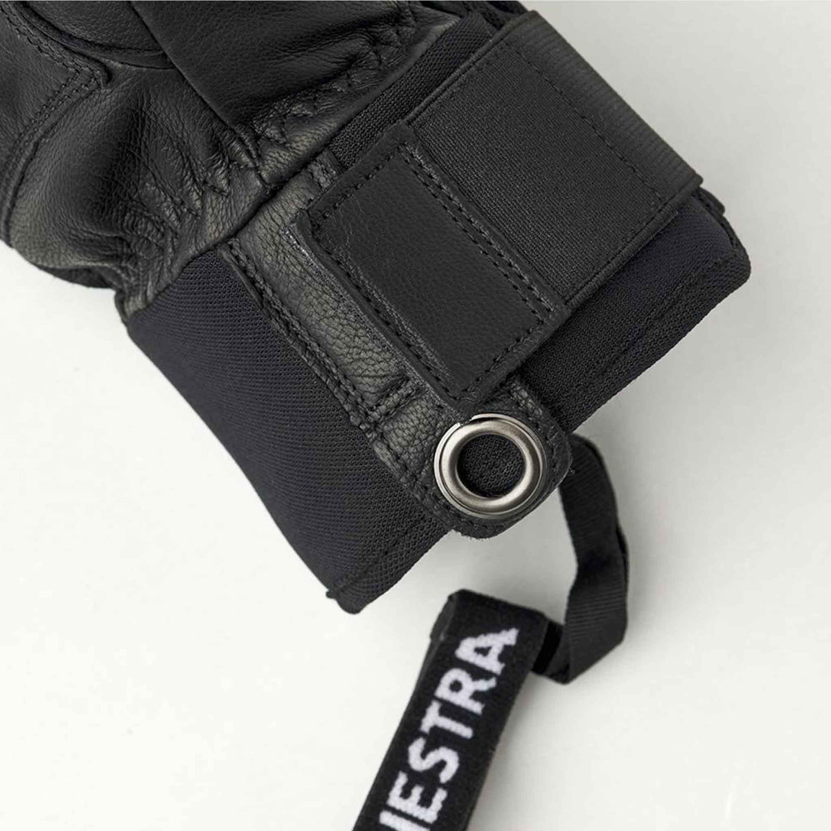 Fall Line Mitt | Svart/Svart