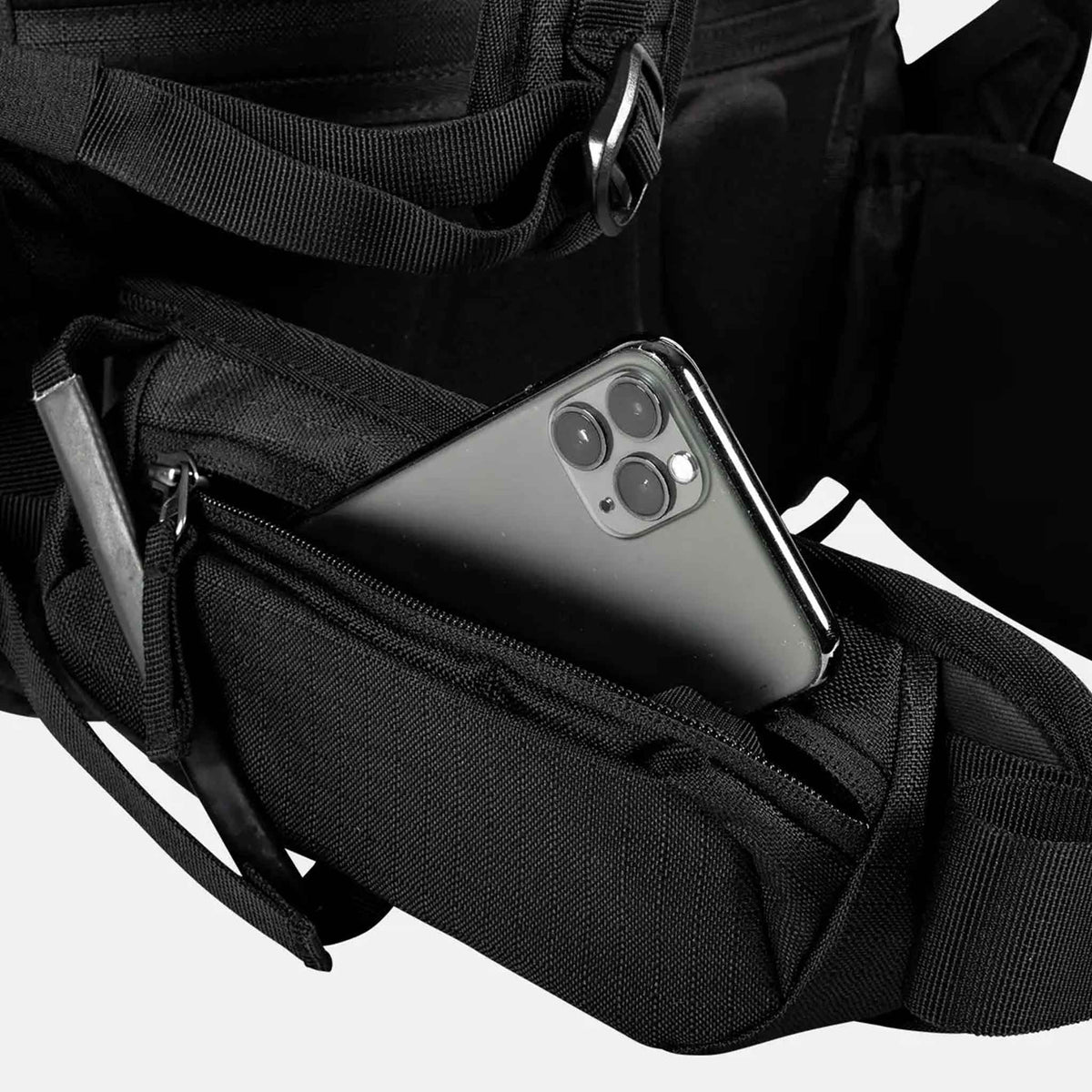 Higher 32L | Stealth Black